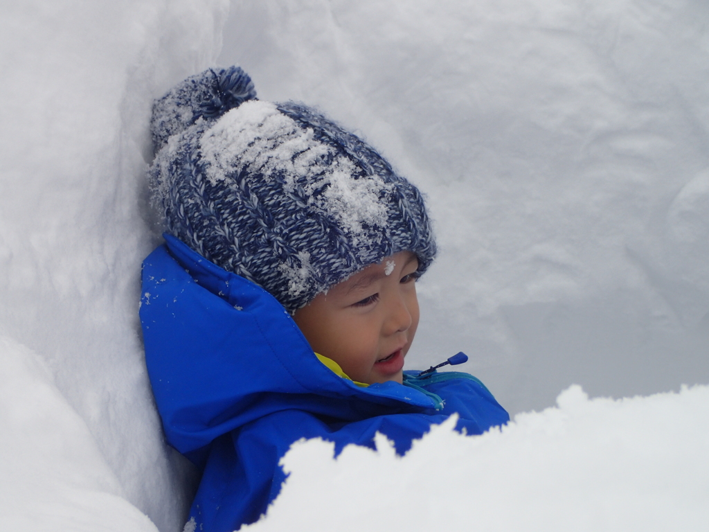 雪遊び