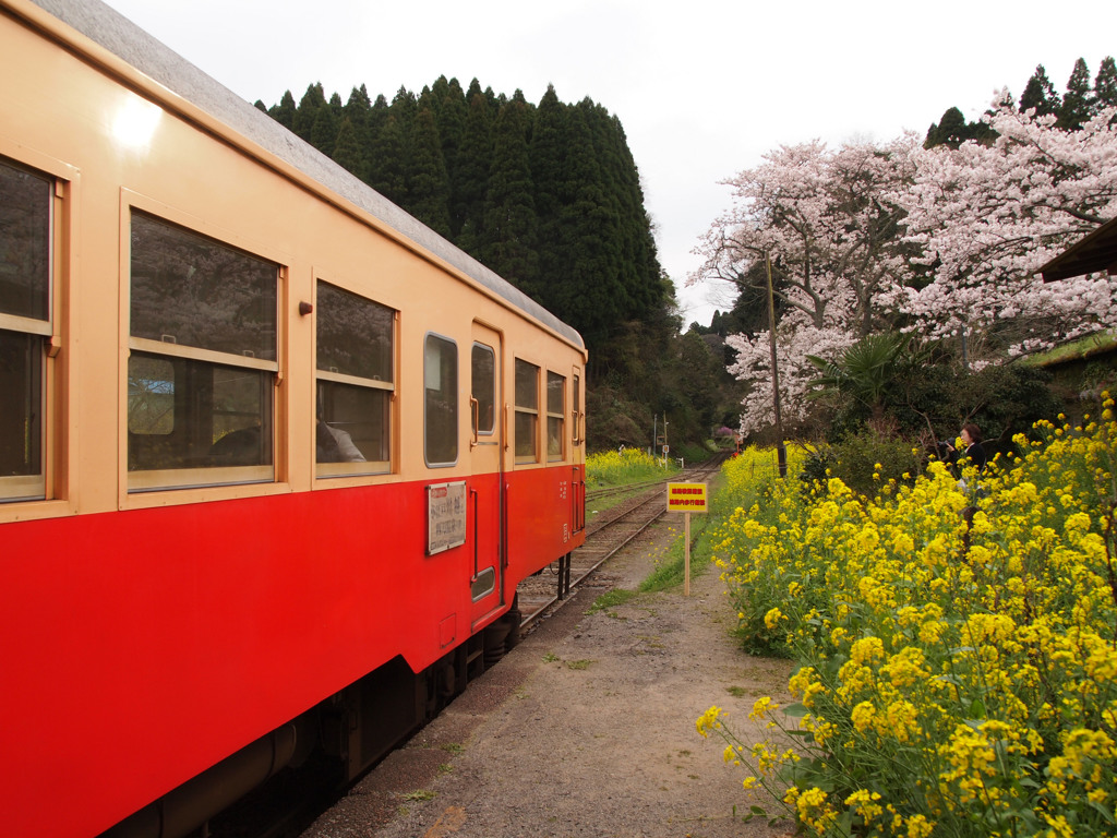 月崎駅にて