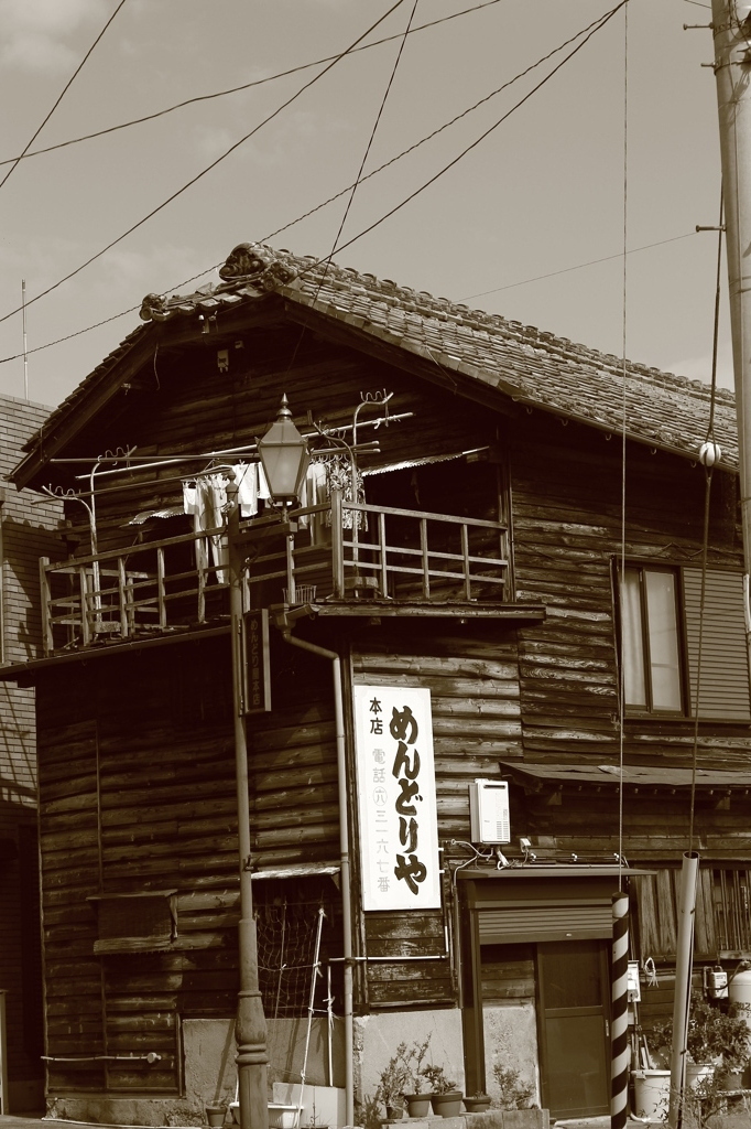 めんどりや