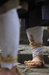 僧侶の足