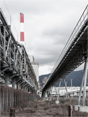 動かなくなった工場