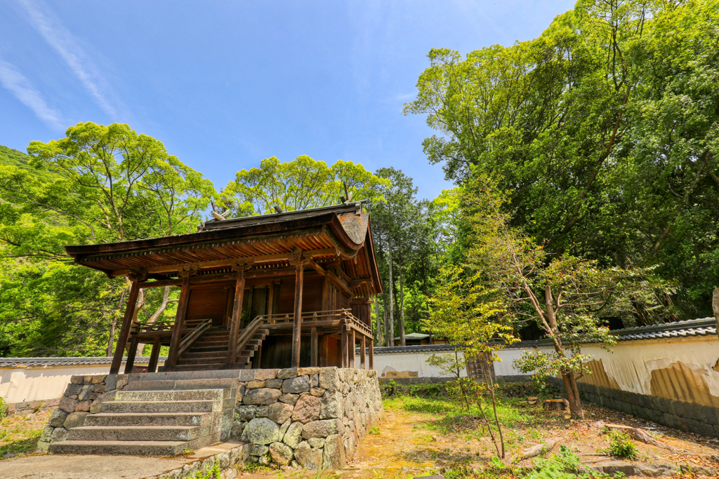 国宝の本殿・神谷神社