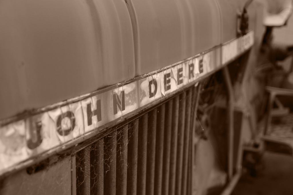 JOHN DEERE 2