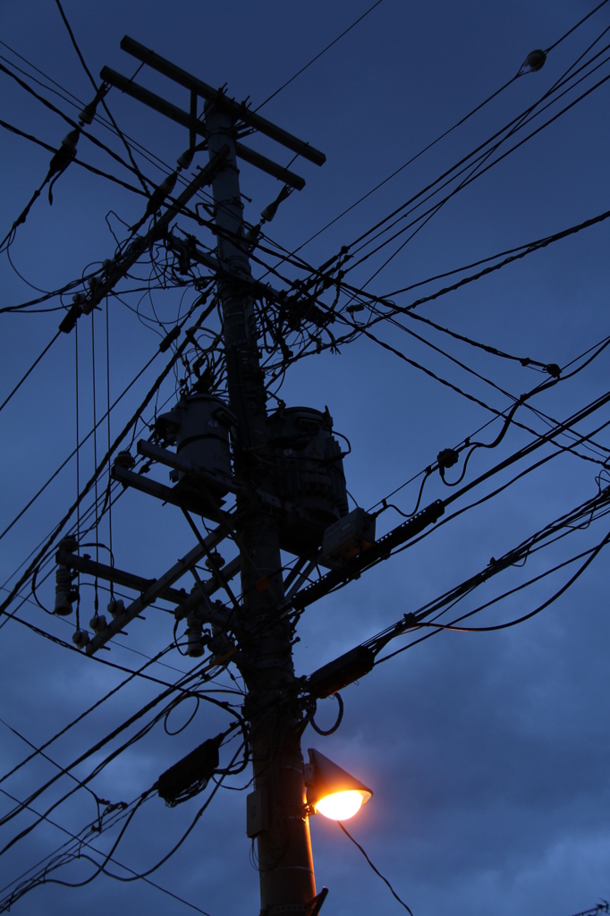 電柱の明かり