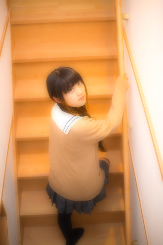 振り向く