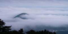 雲海の下は