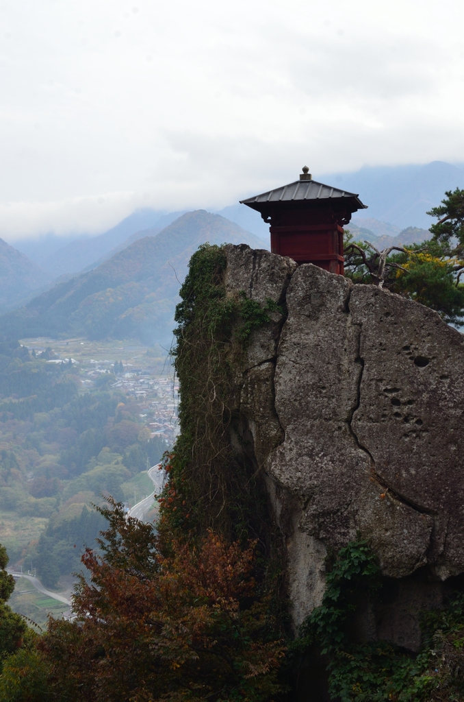 天空の山寺