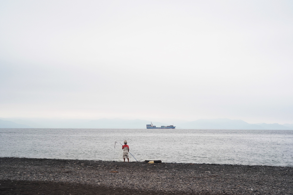 少年と海-3