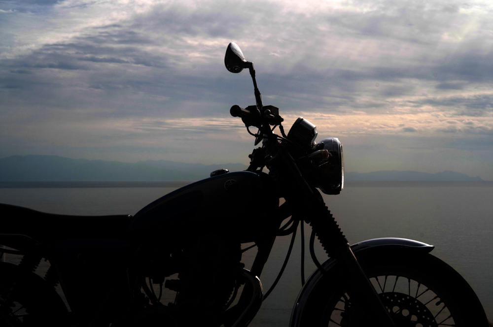 SR400　海　雲　空