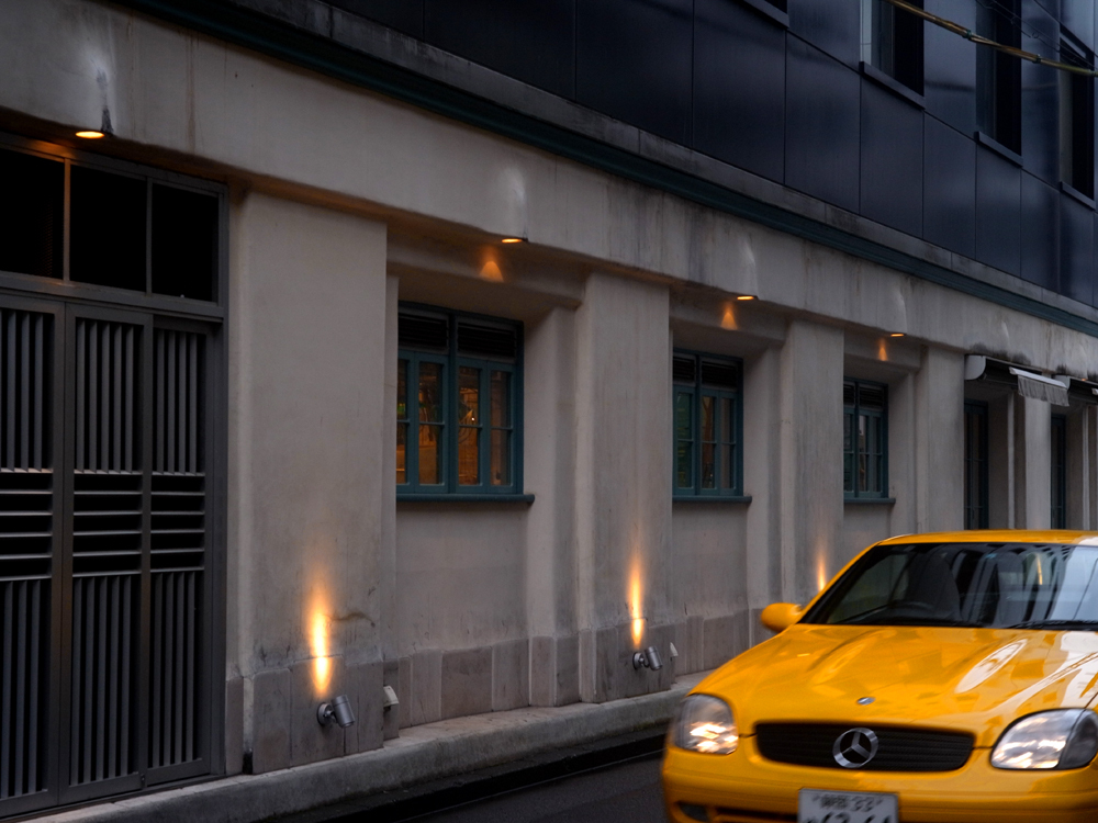 YELLOW BENZ