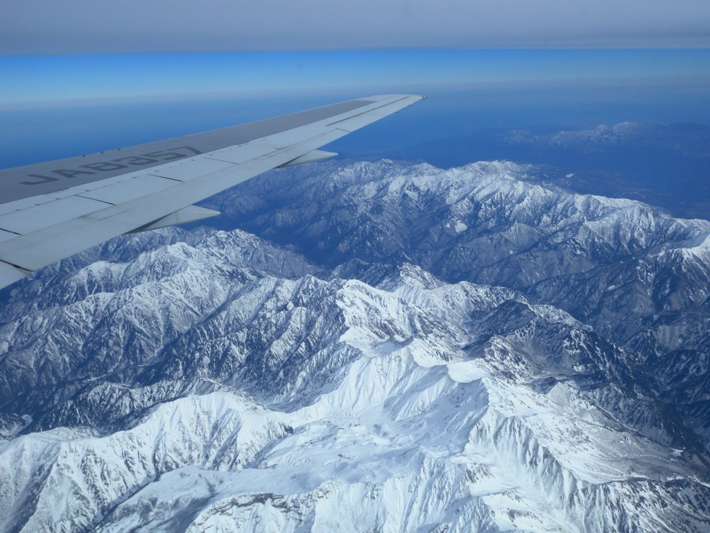 雪の立山連峰・飛行機から