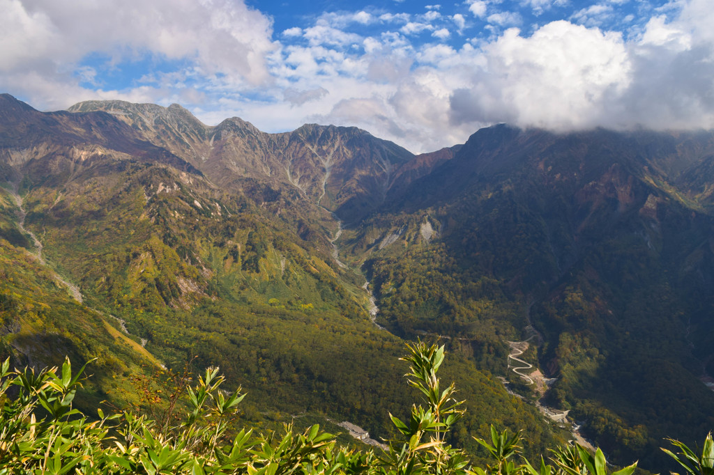 立山カルデラ　松尾峠から