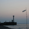 夕暮れ　穏やかな海辺