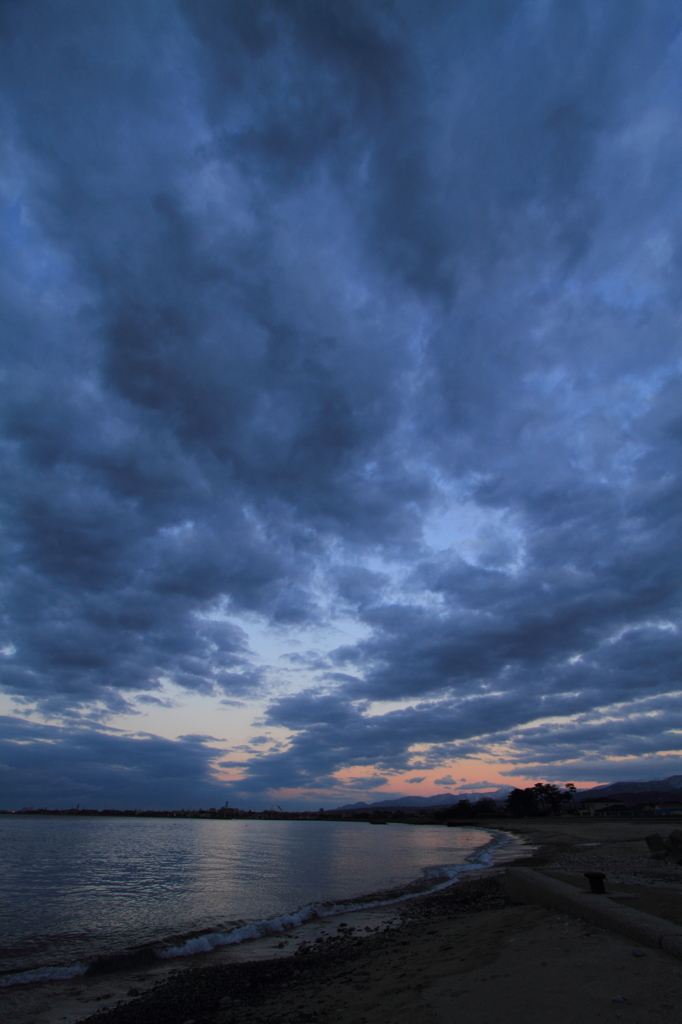 早月川河口の夕暮れ