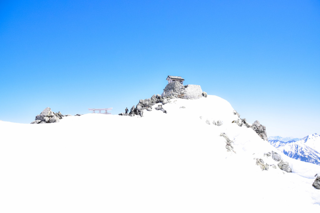 雄山山頂快晴なり