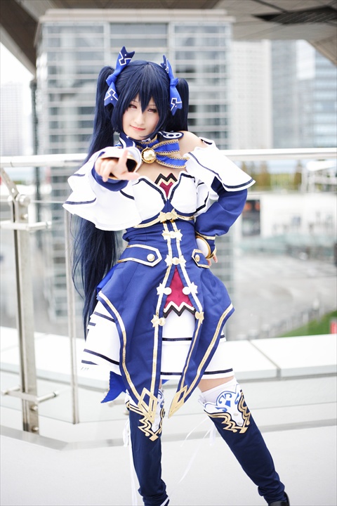 乃木坂くら131006-154231-東京ビックサイトZR0C2832dpp_R