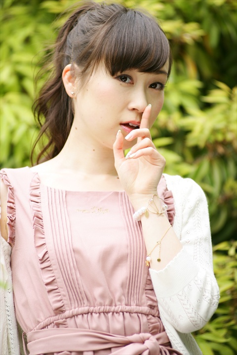 ikumii(小山郁美:おやまいくみ)さん140429-135000-LB1E9