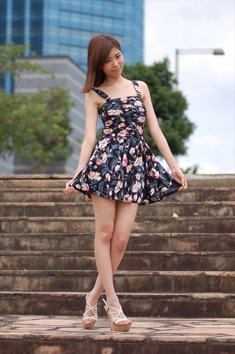 広野未奈130720-122225-青海南ふ頭公園DSC_5872_R