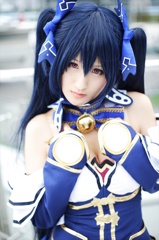 乃木坂くら131006-154238-東京ビックサイトZR0C2836dpp_R