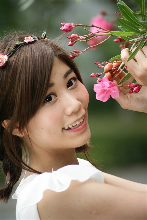 広野未奈130720-144903-青海南ふ頭公園ZR0C8613_R