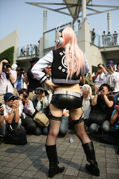 唄汰音おれぱさん東京ビックサイト130811-142517-ZR0C0244_R