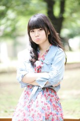 丸山夏鈴130602-121354-大宮公園LB1E4390_R