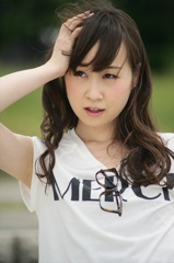 ikumii(小山郁美:おやまいくみ)さん140429-112043-ZR0C9