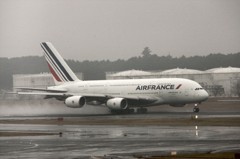 20121123成田空港121123-131408-GT0A3878rt_R