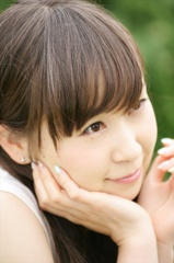 ikumii(小山郁美:おやまいくみ)さん140429-121138-LB1E9