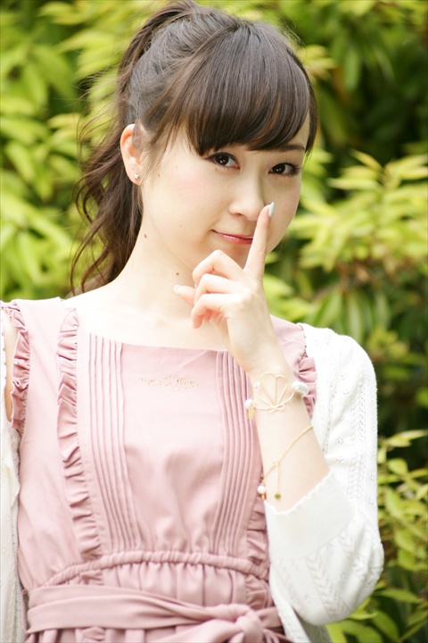 ikumii(小山郁美:おやまいくみ)さん140429-135003-LB1E9