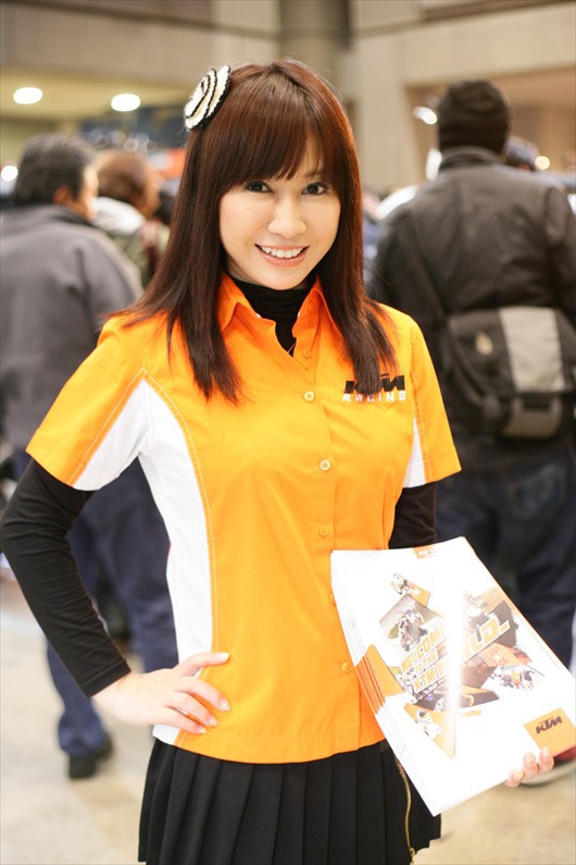 130324-113326-モーターサイクルショーZR0C5244_R