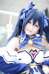 乃木坂くら131006-154346-東京ビックサイトZR0C2857dpp_R