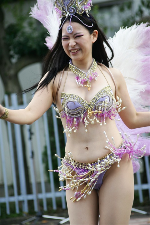 サンバ131110-134754-ひばりヶ丘LB1E6413_R