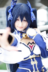 乃木坂くら131006-154241-東京ビックサイトZR0C2838dpp_R