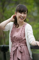 ikumii(小山郁美:おやまいくみ)さん140429-143252-LB1E0