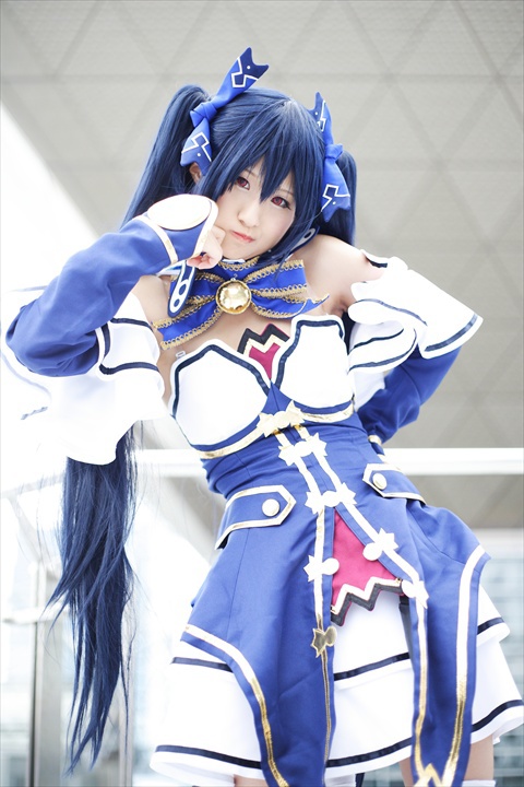 乃木坂くら131006-154248-東京ビックサイトZR0C2842dpp_R