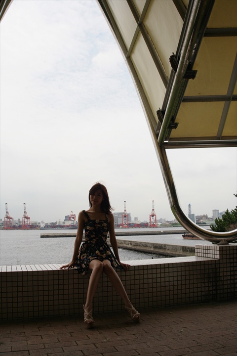 広野未奈130720-120157-青海南ふ頭公園IMG_9908_R