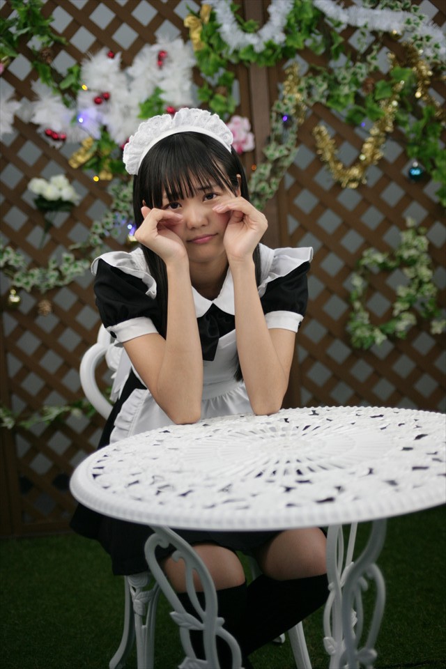 黒瀬サラ121127-210758-高田馬場ZR0C4454_R