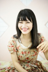 丸山夏鈴131009-192416-秋葉原ZR0C3683_R