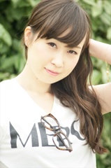 ikumii(小山郁美:おやまいくみ)さん140429-120225-ZR0C9