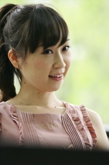 ikumii(小山郁美:おやまいくみ)さん140429-145322-LB1E0