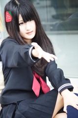 乃木坂くら131006-135603-東京ビックサイトZR0C1864dpp_R