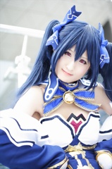 乃木坂くら131006-154346-東京ビックサイトZR0C2859dpp_R