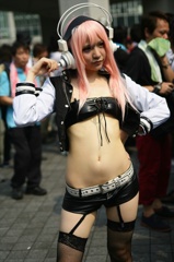 唄汰音おれぱさん東京ビックサイト130811-142221-ZR0C0201_R