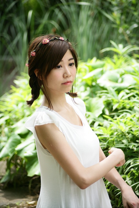 広野未奈130720-140643-青海南ふ頭公園ZR0C8287_R