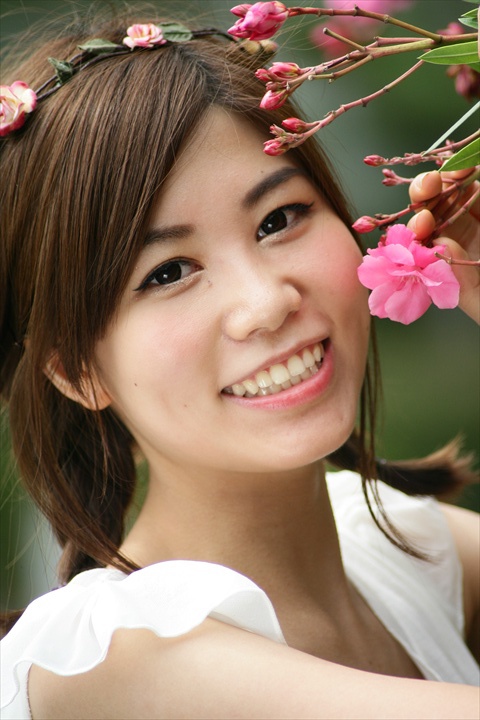 広野未奈130720-144917-青海南ふ頭公園ZR0C8616_R