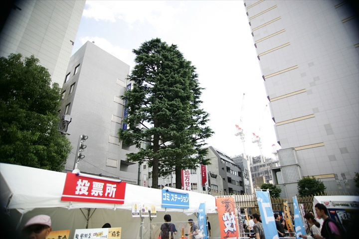 大つけ麺博投票所131012-131752-大久保公園LB1E8293_R