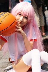 乃木坂くら130811-130507-東京ビックサイトDSC02771_R