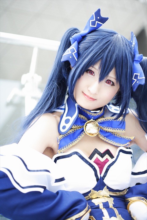 乃木坂くら131006-154347-東京ビックサイトZR0C2861dpp_R