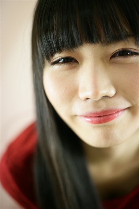 丸山夏鈴131204-192457-秋葉原ZR0C2515_R